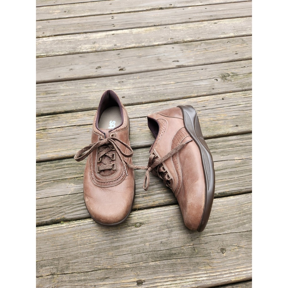 SAS Walk Easy Walking Shoes Chocolate Brown Leather Lace Up Sneakers 9.5 WW - Picture 2 of 9